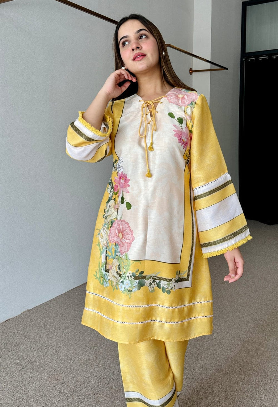 "SUNSHINE ELEGANCE – DIGITAL PRINTED TWO-PIECE SUIT"