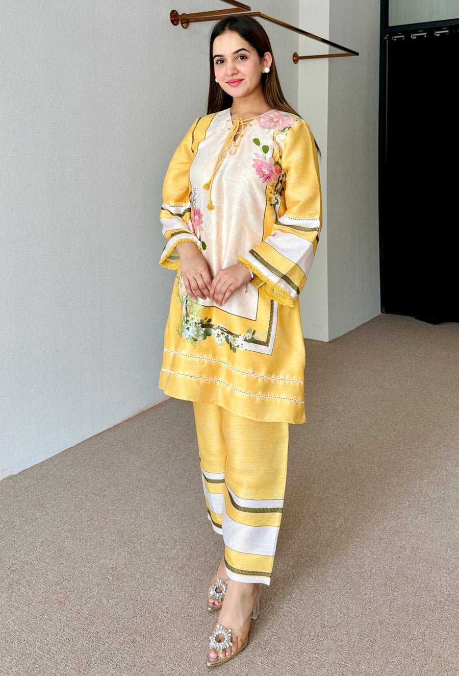 "SUNSHINE ELEGANCE – DIGITAL PRINTED TWO-PIECE SUIT"