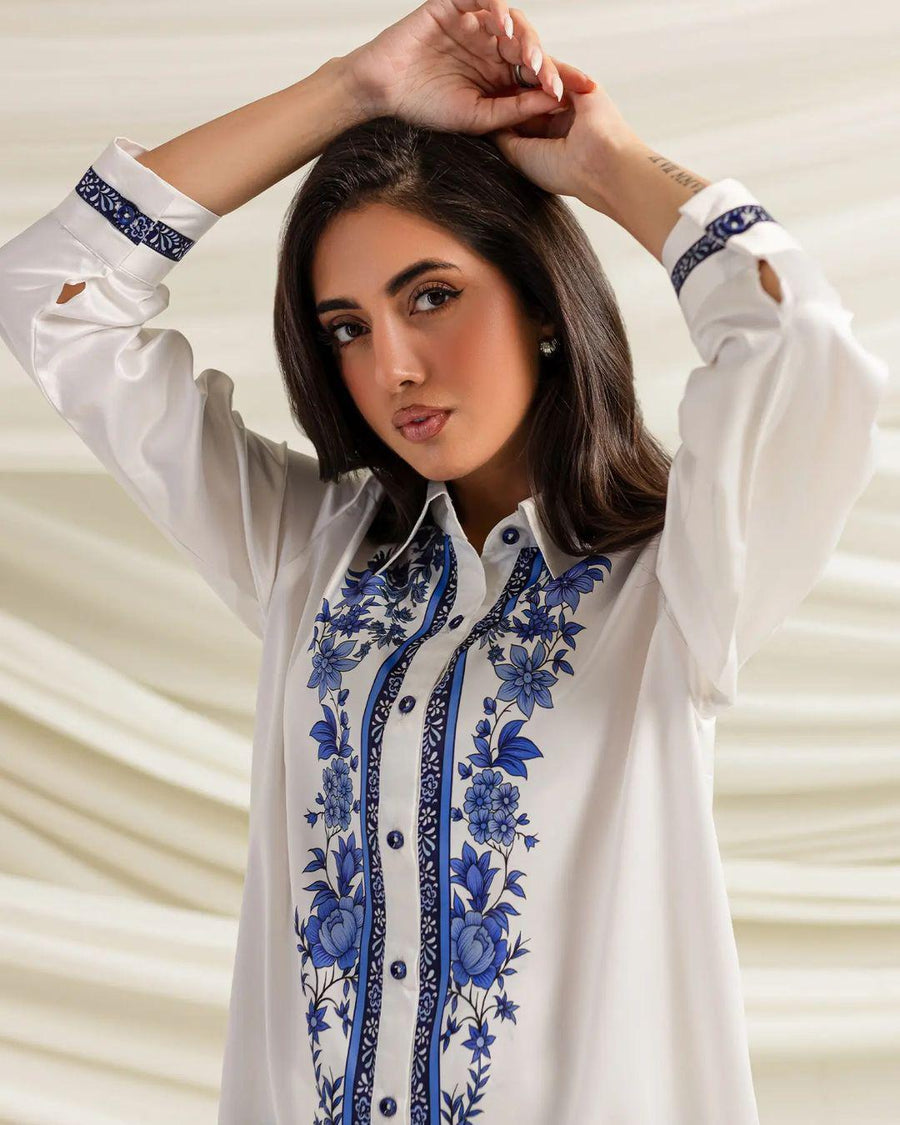 AZURE BLOOM - ROYAL ELEGANCE