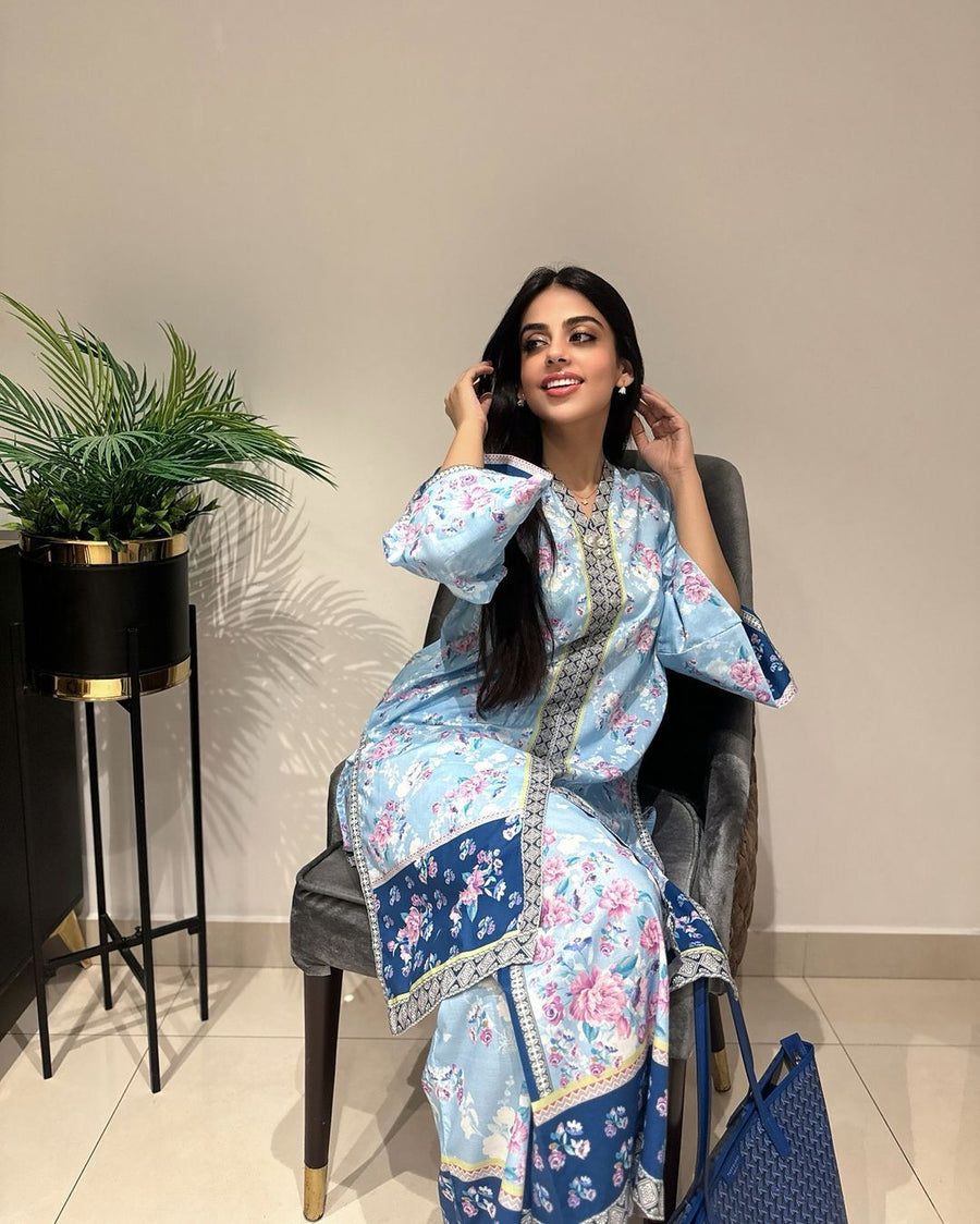 BLUE MEADOW - SERENITY IN BLOOM